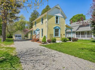 505 N Adelaide St, Fenton, MI 48430