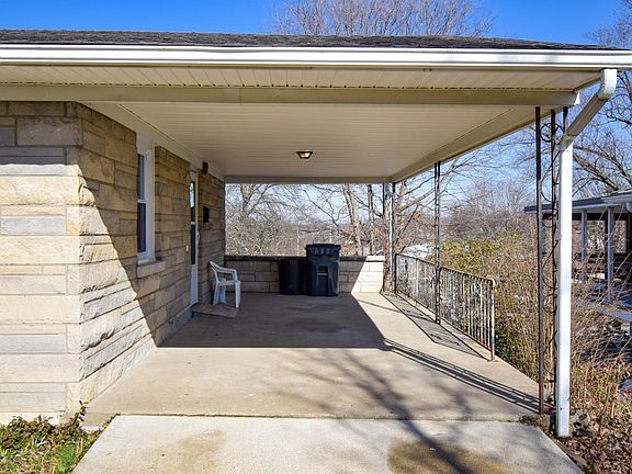 4th image of 203 Clay Dr