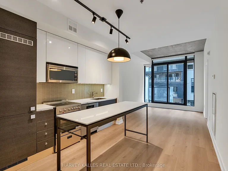 8 Dovercourt Rd #222 — Photo 16