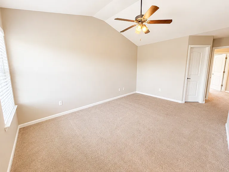 56 Winter Lake Cir — Photo 8