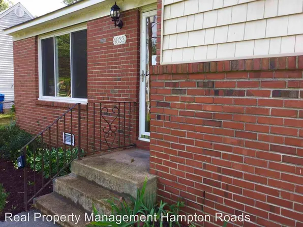 4833 Hinsdale St, Virginia Beach, VA 23462