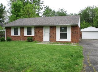 5608 Robinwood Rd, Louisville, KY 40218