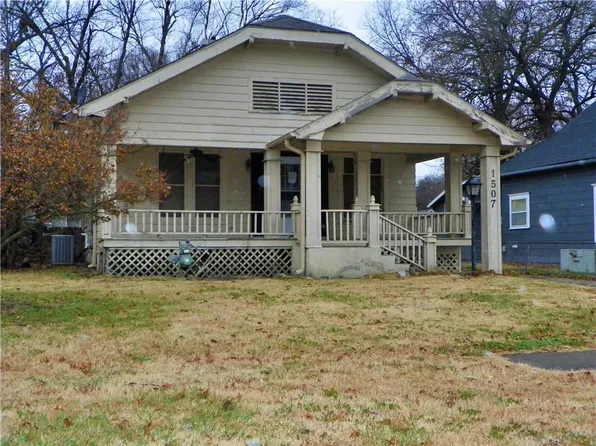 1507 N Grand St, Pittsburg, KS 66762