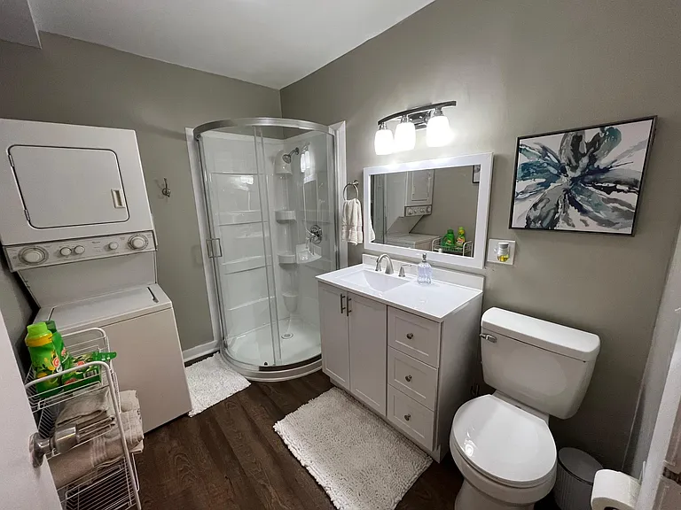 451 9th Ave N #1/2 — Photo 9