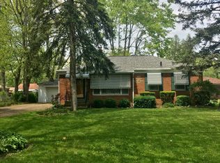37594 Lake Dr, Avon, OH