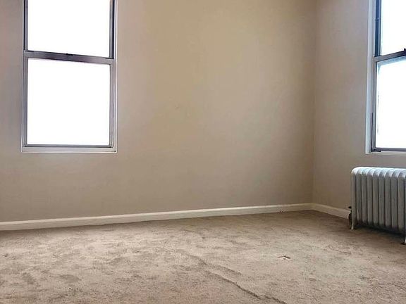 3rd image of 25-52 34th St #20R