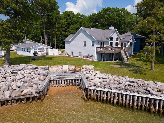 2nd image of 126 N Baldwin Resort Rd