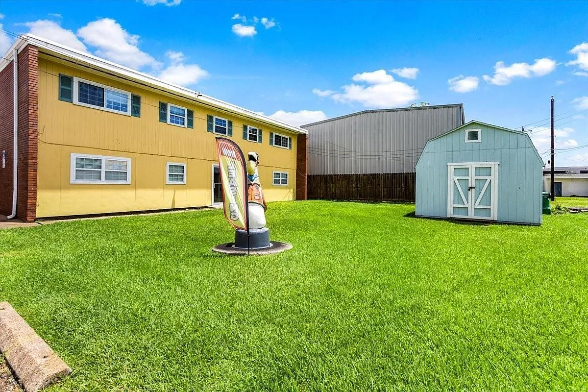 1 bed, 1.0 bath, 635 sqft, $950 — Photo 1