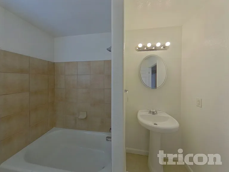 4475 Parfet St — Photo 14