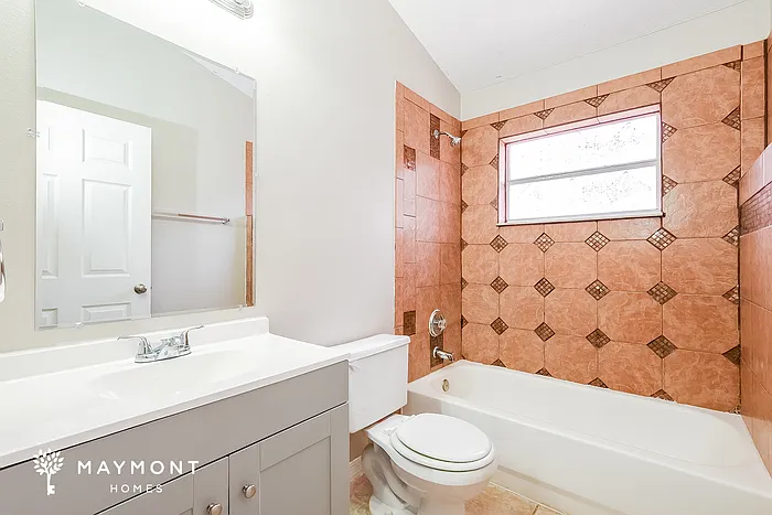 2398 Cory Ct — Photo 10