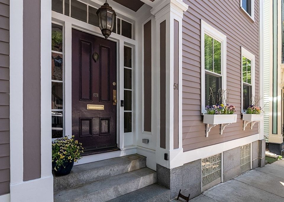 1st image of 51 Chestnut St