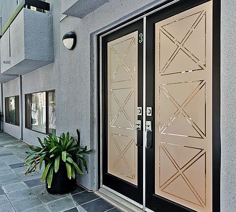 5th image of 1235 Yale St APT 3