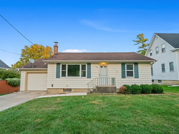 706 S Main St, Yorkville, IL 60560