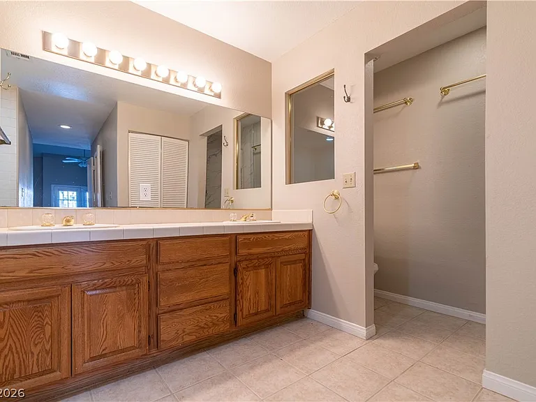 2761 Laguna Shores Ln — Photo 21