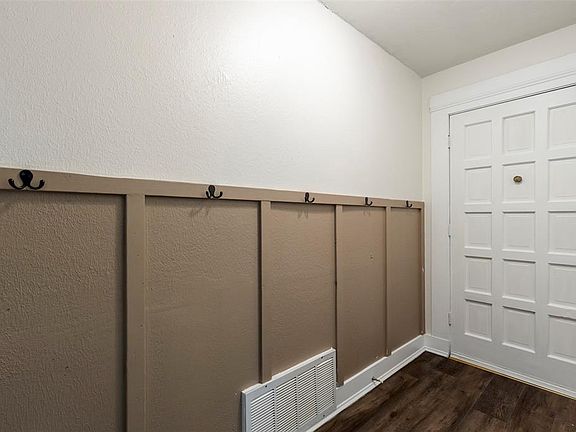 5th image of 1708 Sunrise St
