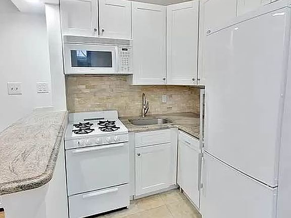 5th image of 417 3rd Ave APT 1D