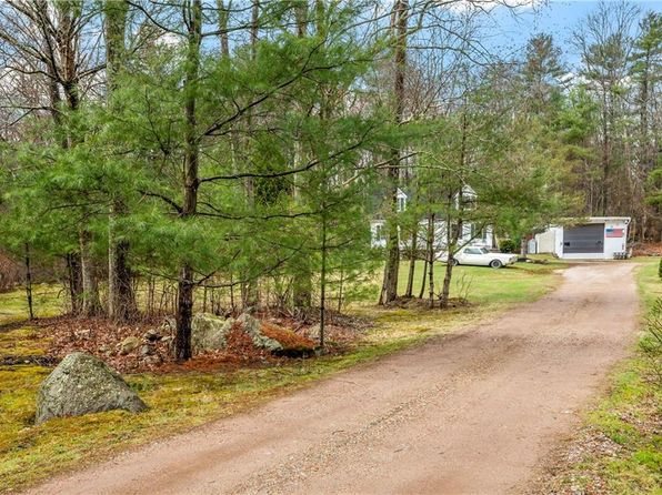 447 Steere Farm Rd, Burrillville, RI 02830