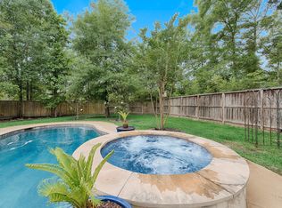 130 E Lasting Spring Cir, The Woodlands, TX 77389
