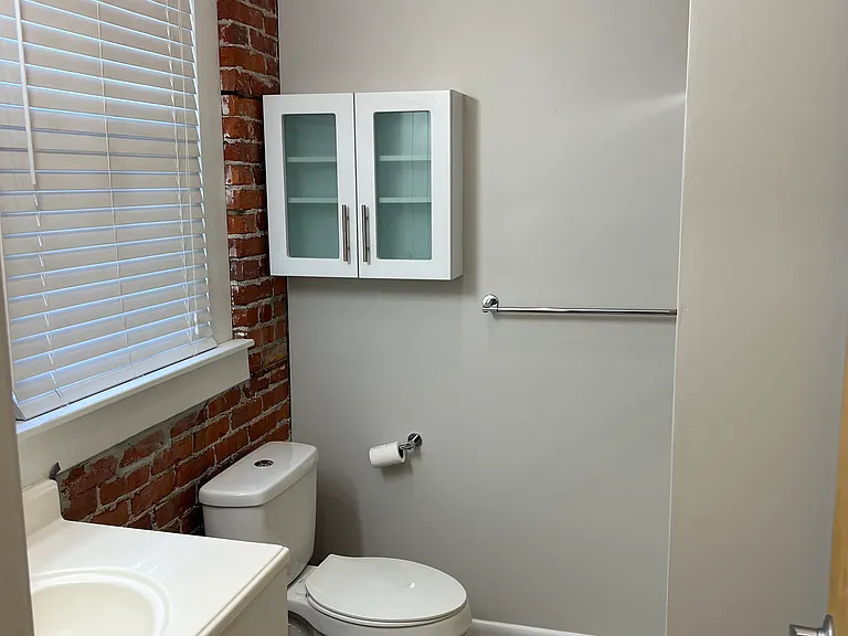 1025 Redgate Ave #2 — Photo 7