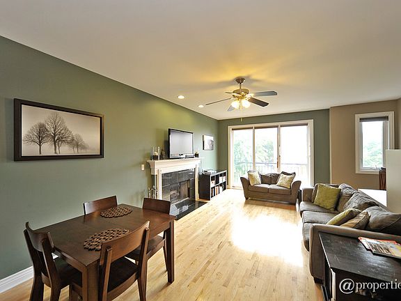Living Room/Dining Room
