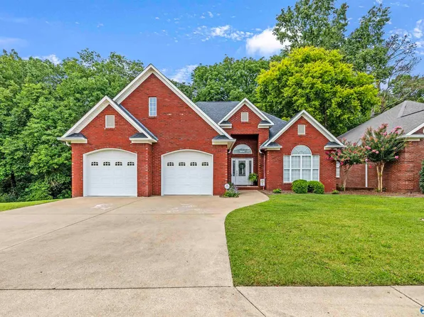 841 Natchez Trce NW, Arab, AL 35016