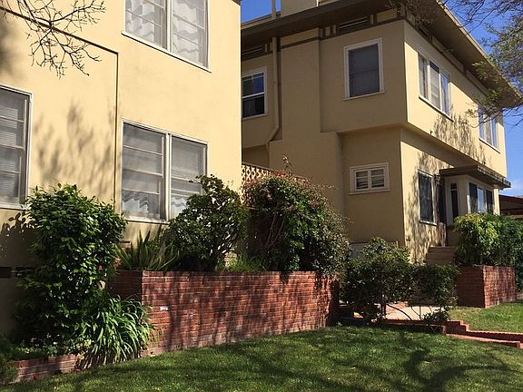 2nd image of 2629 1st Ave #11
