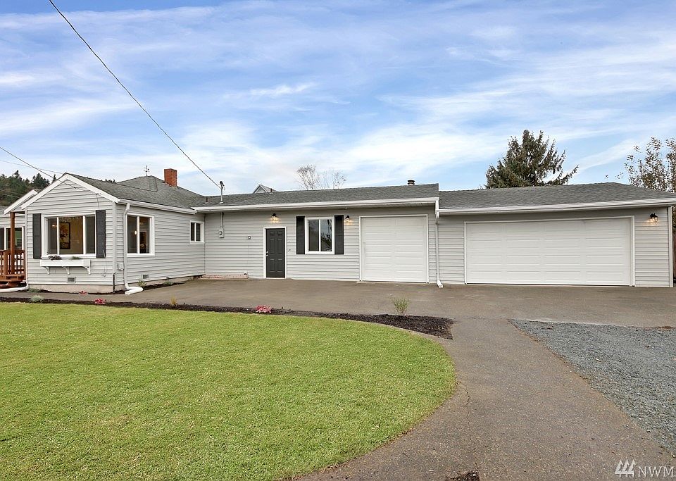 1st image of 301 1st Ave N