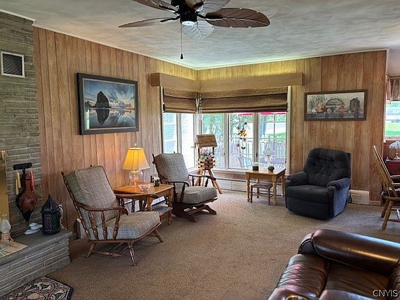 5th image of 593 Shackelton Point Rd