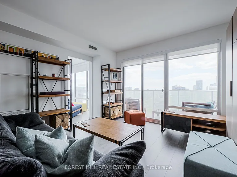 501 Yonge St #3809 — Photo 14