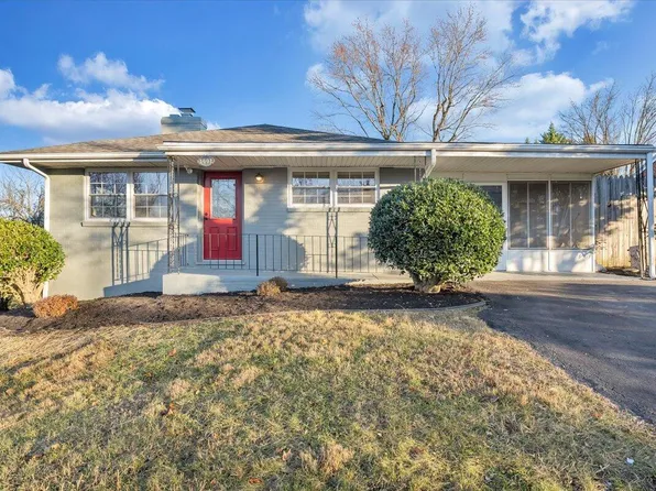 3002 Orander Dr, Roanoke, VA 24018