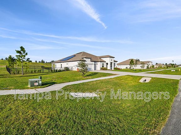 5th image of 10324 Crestview Heights Ave