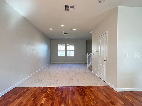 5th image of 587 Monterey Ter