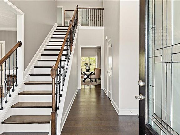 4th image of 1455 Mossy Rock Ln