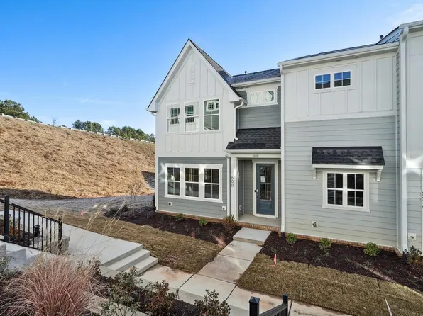 600 Hillfarm Dr, Wake Forest, NC 27587