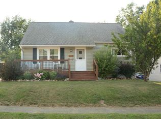 2228 8th St, Cuyahoga Falls, OH 44221