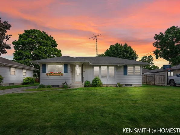 1054 Buckingham St SW, Wyoming, MI 49509