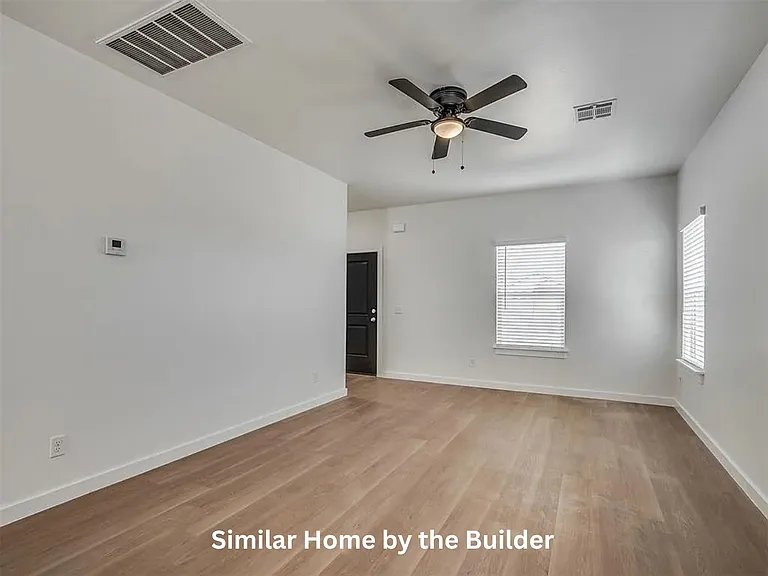 927 SW 29th St — Photo 17