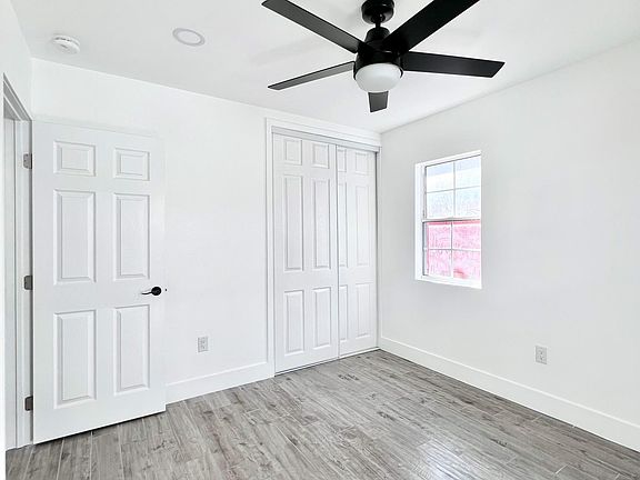 4th image of 6129 Candlewood St