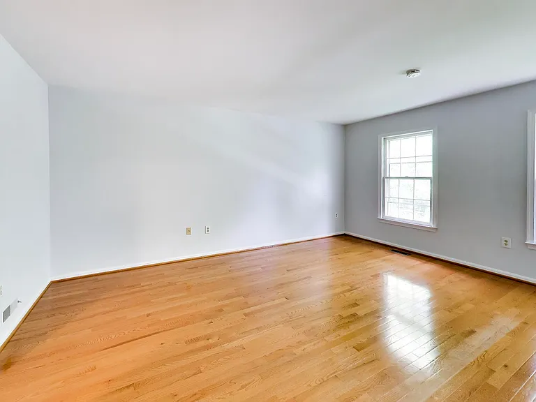 991 Farm Haven Dr — Photo 20