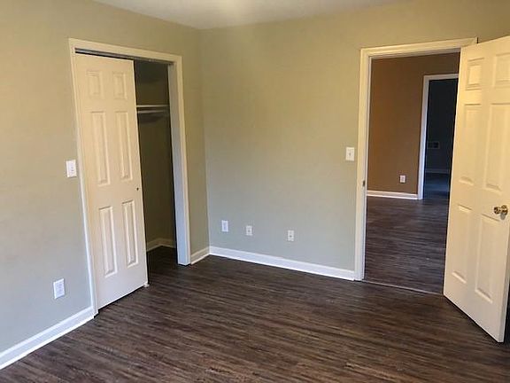 4th image of 25 Newman Ave