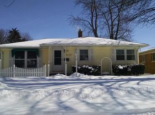 914 S Ferry St, Grand Haven, MI 49417