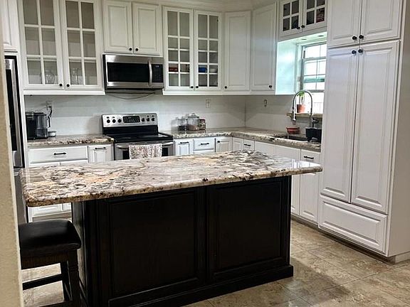 5th image of 32603 Cactus Rd