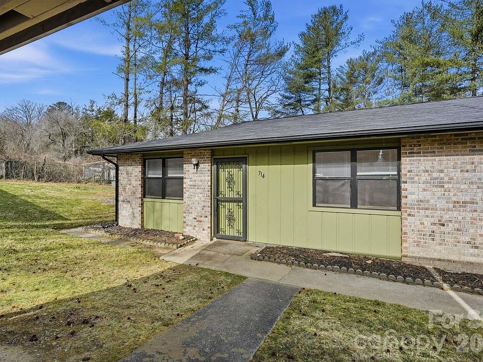 1st image of 714 Farmington Cir