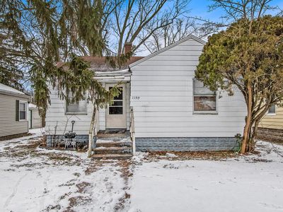 1190 Monroe St, Benton Harbor, MI, 49022