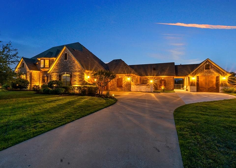 1st image of 267 Partridge Dr