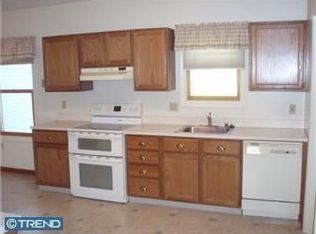 15 Stoddard Dr, Newark, DE 19702