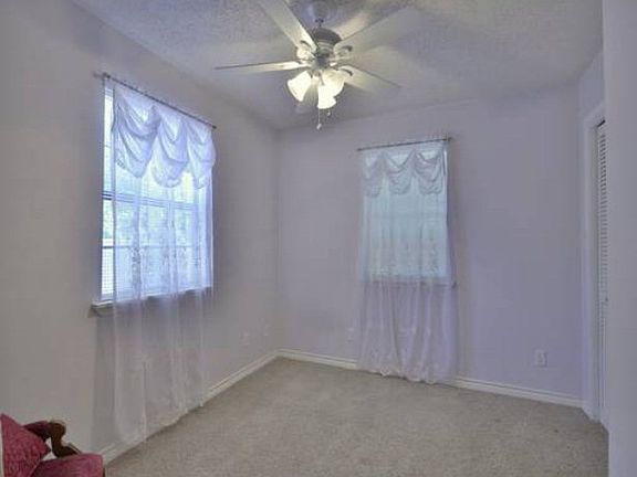 5th image of 122 N College St