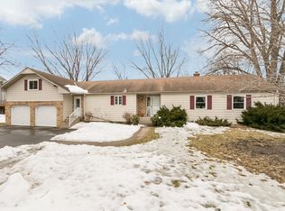 311 Deerwood Ln N, Plymouth, MN 55441