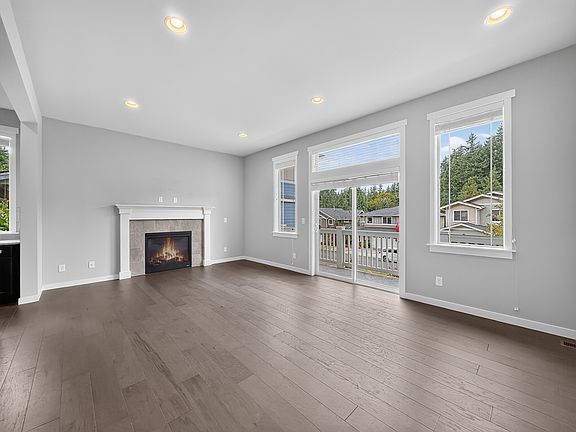 5th image of 15249 NE Woodland Pl