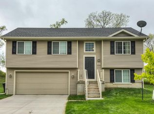 2437 E Porter Ave, Des Moines, IA 50320